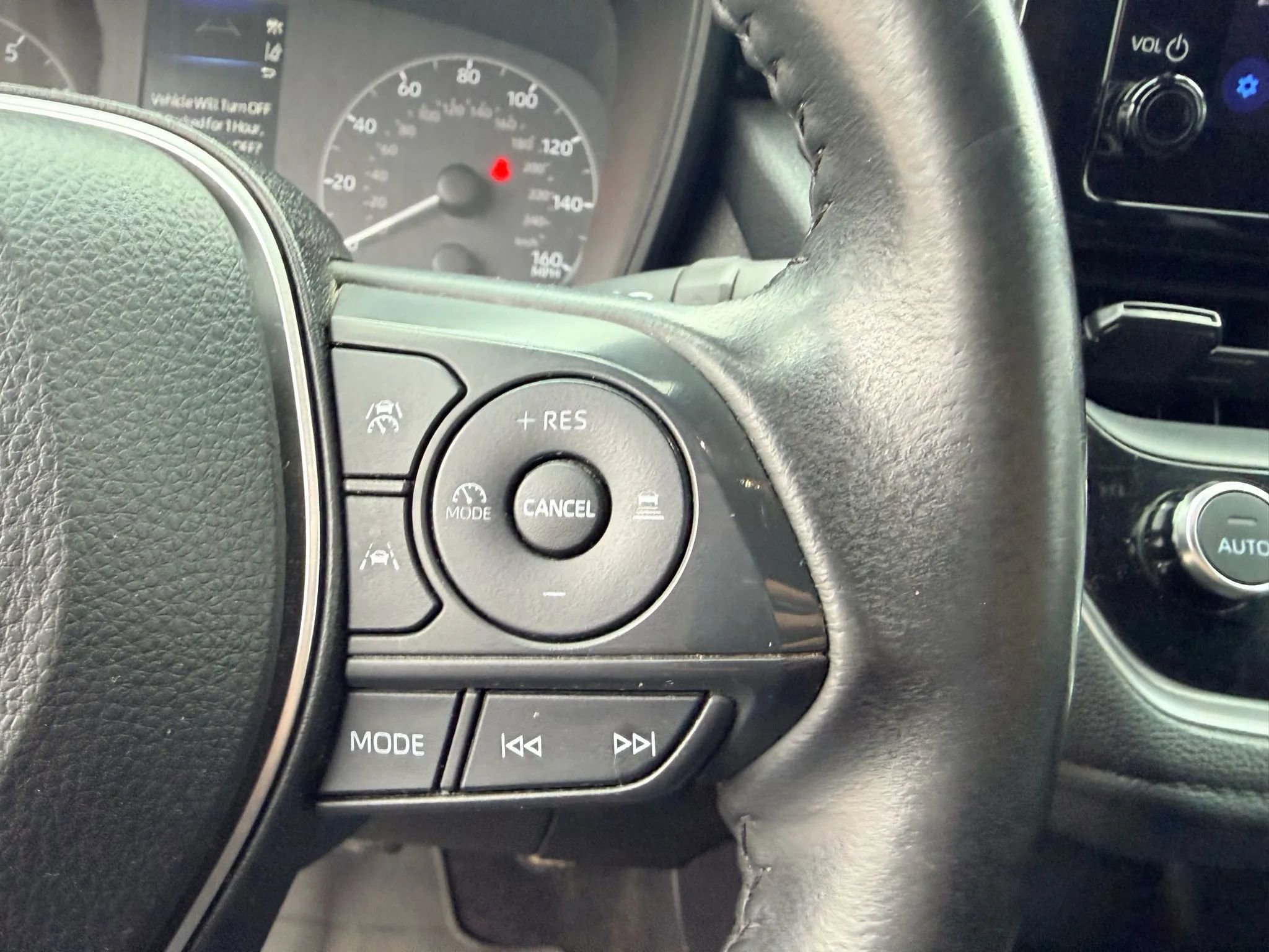 Used 2023 Toyota Corolla SE image 18