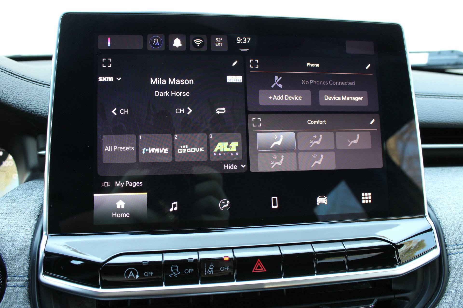 Used 2024 Jeep Compass Latitude image 30