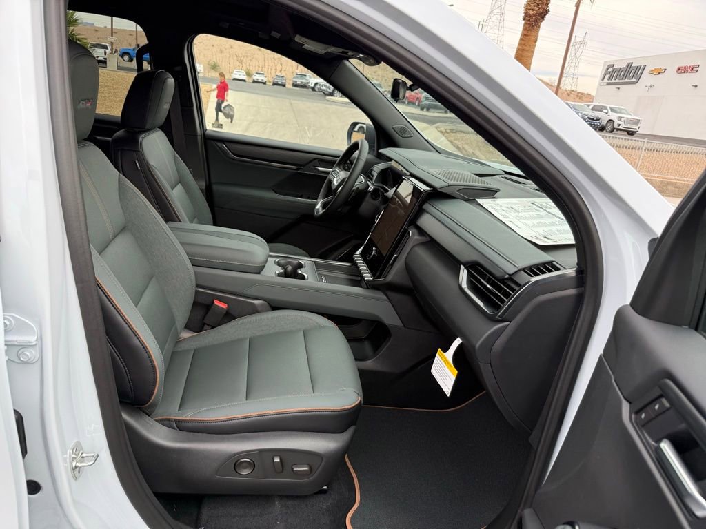 New 2026 GMC Acadia AT4 image 13