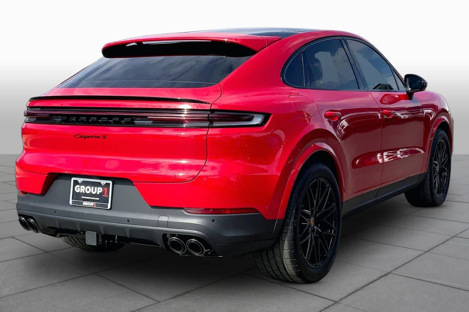 Used 2026 Porsche Cayenne S AWD/4WD image 12