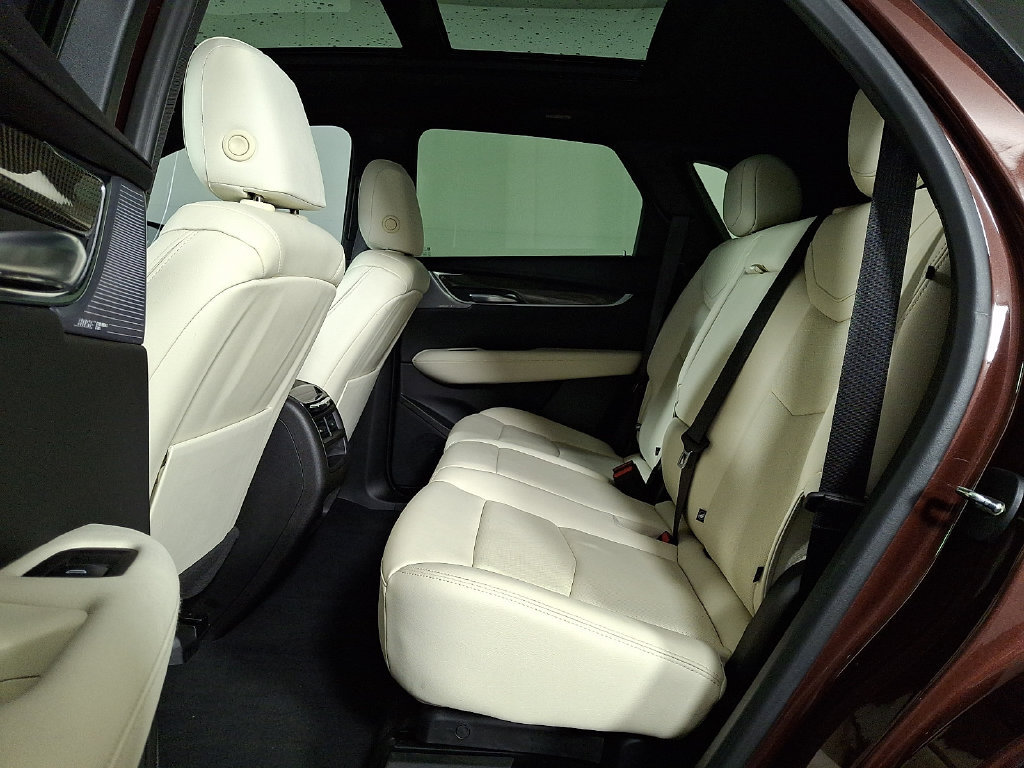 Used 2022 Cadillac XT5 Sportv w/ Technology Package AWD/4WD image 13