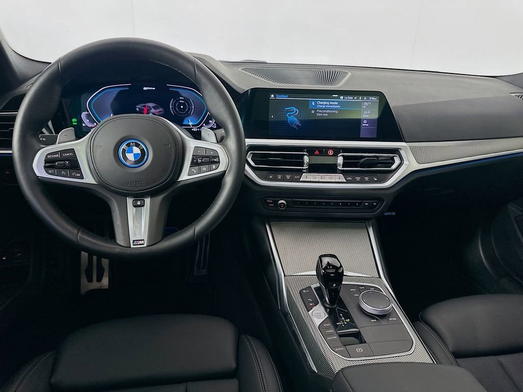 Used 2022 BMW 330e 330e iPerformance w/ M Sport Package image 23