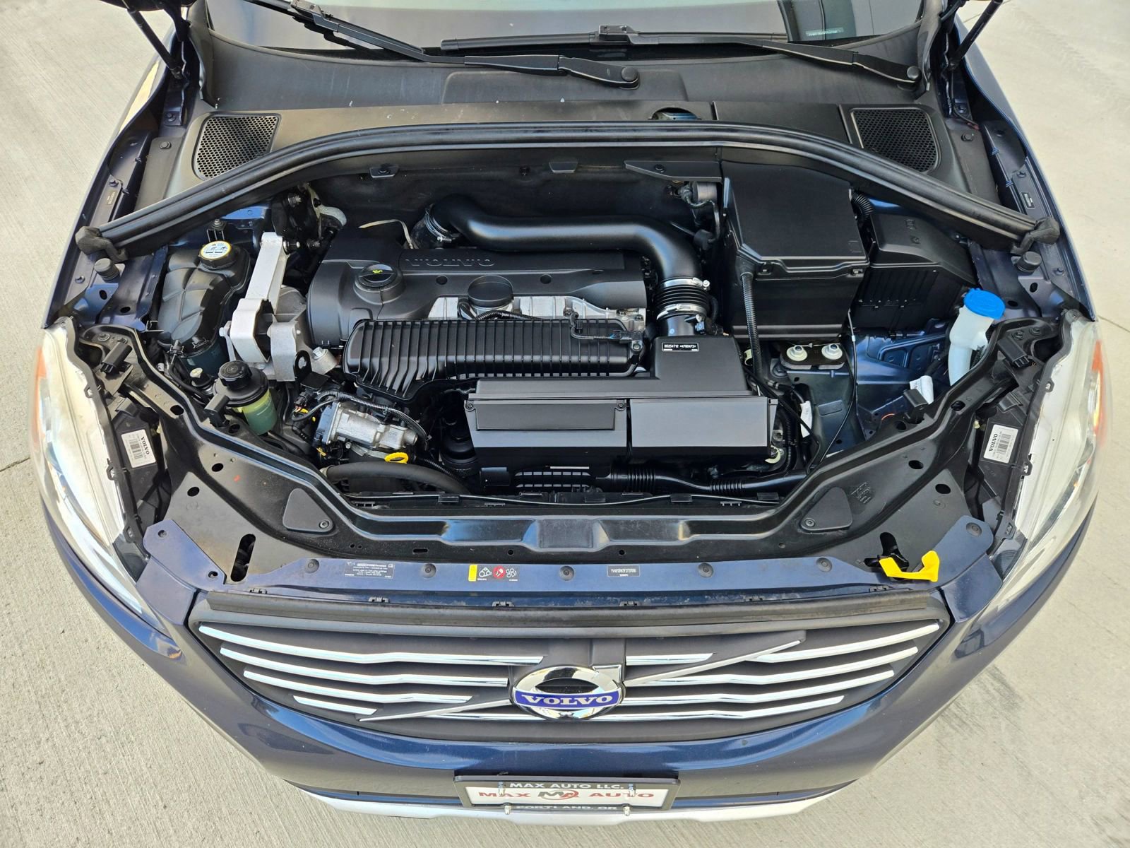 Used 2015 Volvo XC60 T5 image 33