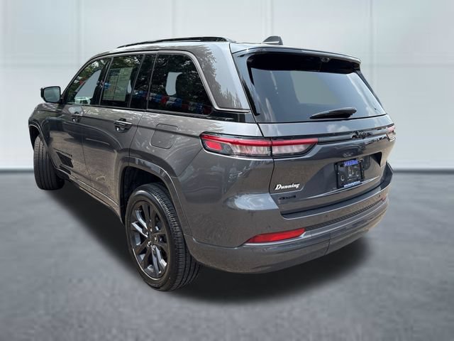 Used 2026 Jeep Grand Cherokee Limited AWD/4WD image 2