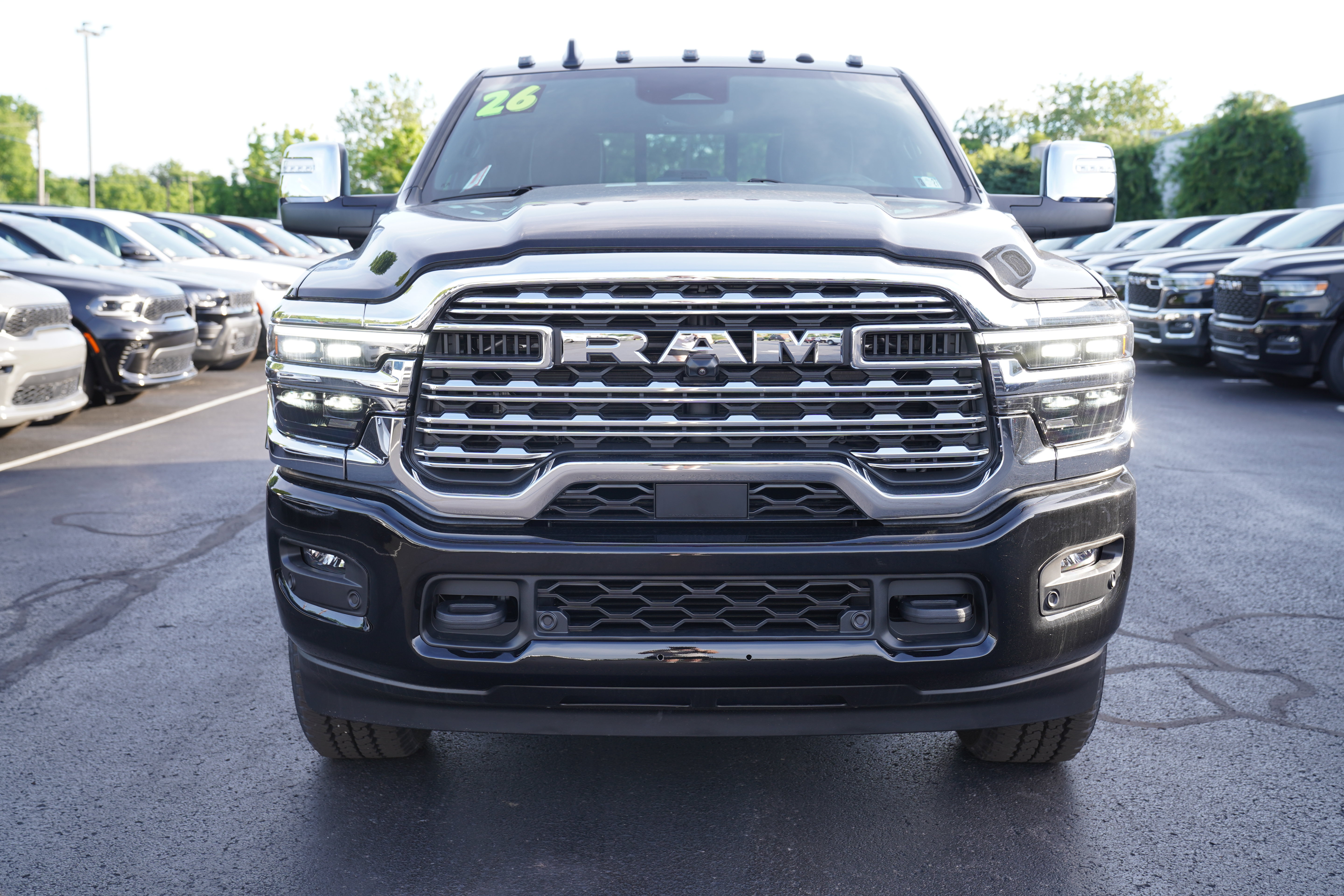 New 2026 RAM 2500 Limited AWD/4WD image 10