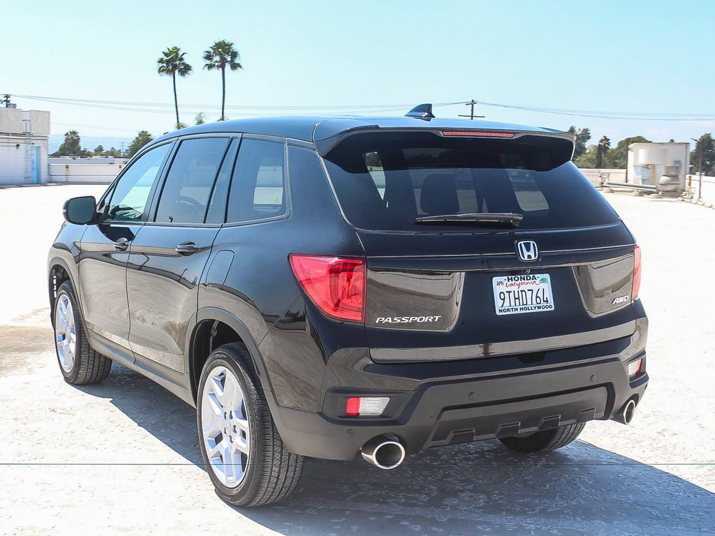 Certified 2025 Honda Passport EX-L image 4