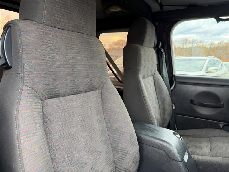 Used 2004 Jeep Wrangler X w/ Wheel Plus Group image 27