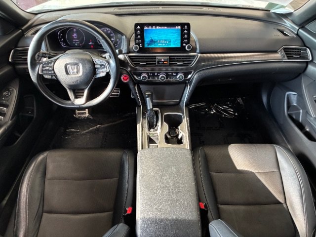 Used 2018 Honda Accord Sport image 3