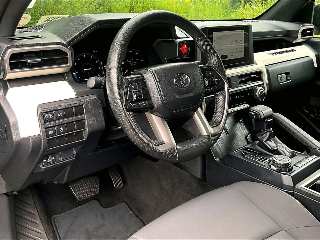 Used 2024 Toyota Tacoma TRD Off-Road AWD/4WD image 8
