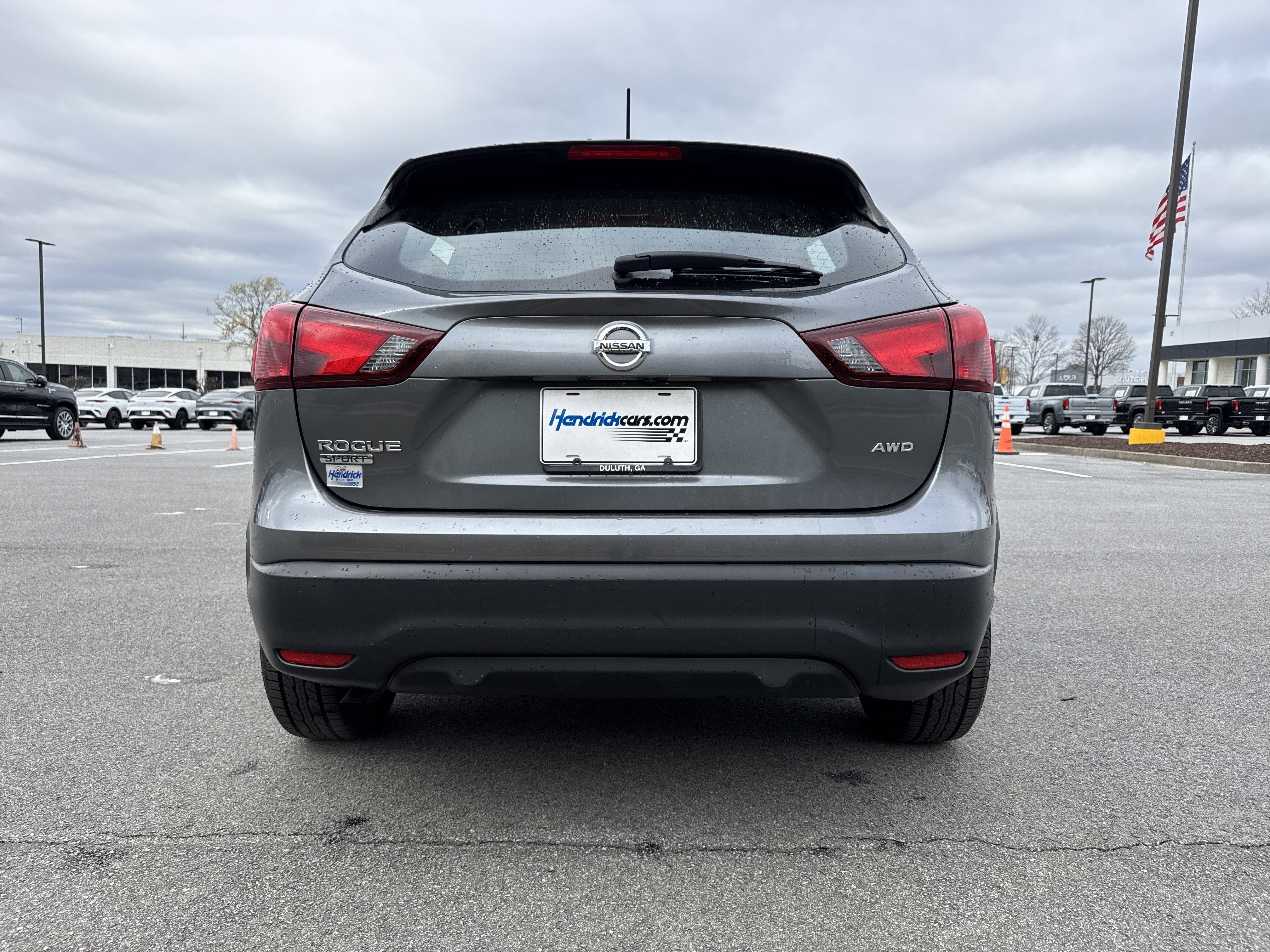Used 2019 Nissan Rogue Sport S image 9