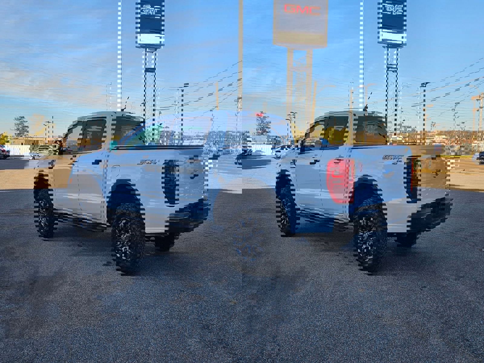 Used 2021 Ford Ranger XLT w/ Equipment Group 301A Mid image 3