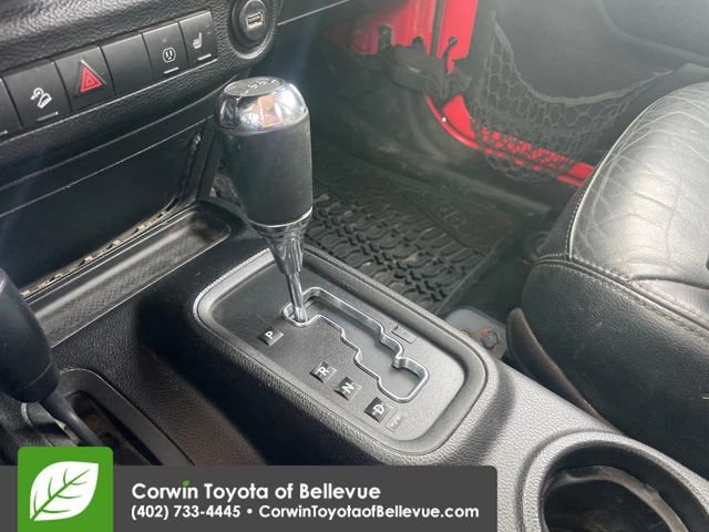 Used 2013 Jeep Wrangler Unlimited Sahara image 14