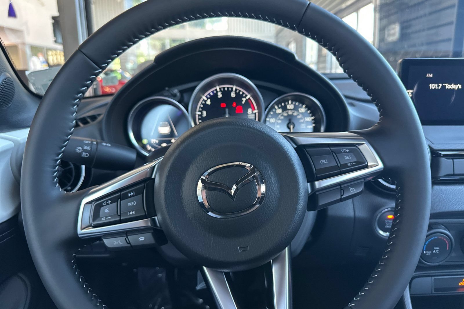 New 2026 MAZDA MX-5 Miata Club w/ Weather Package RWD image 18