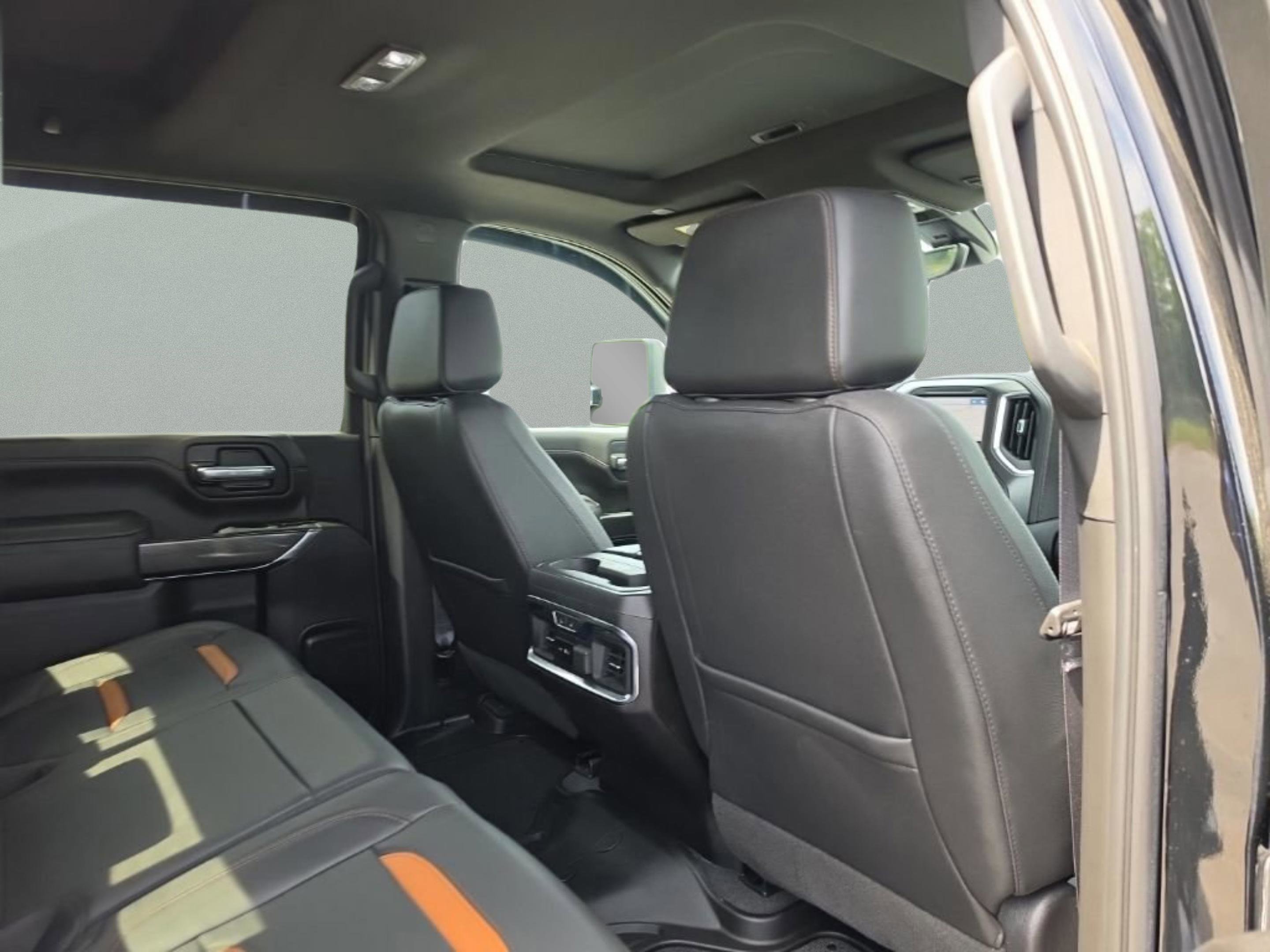 Used 2023 GMC Sierra 2500 AT4 w/ AT4 Premium Plus Package image 25