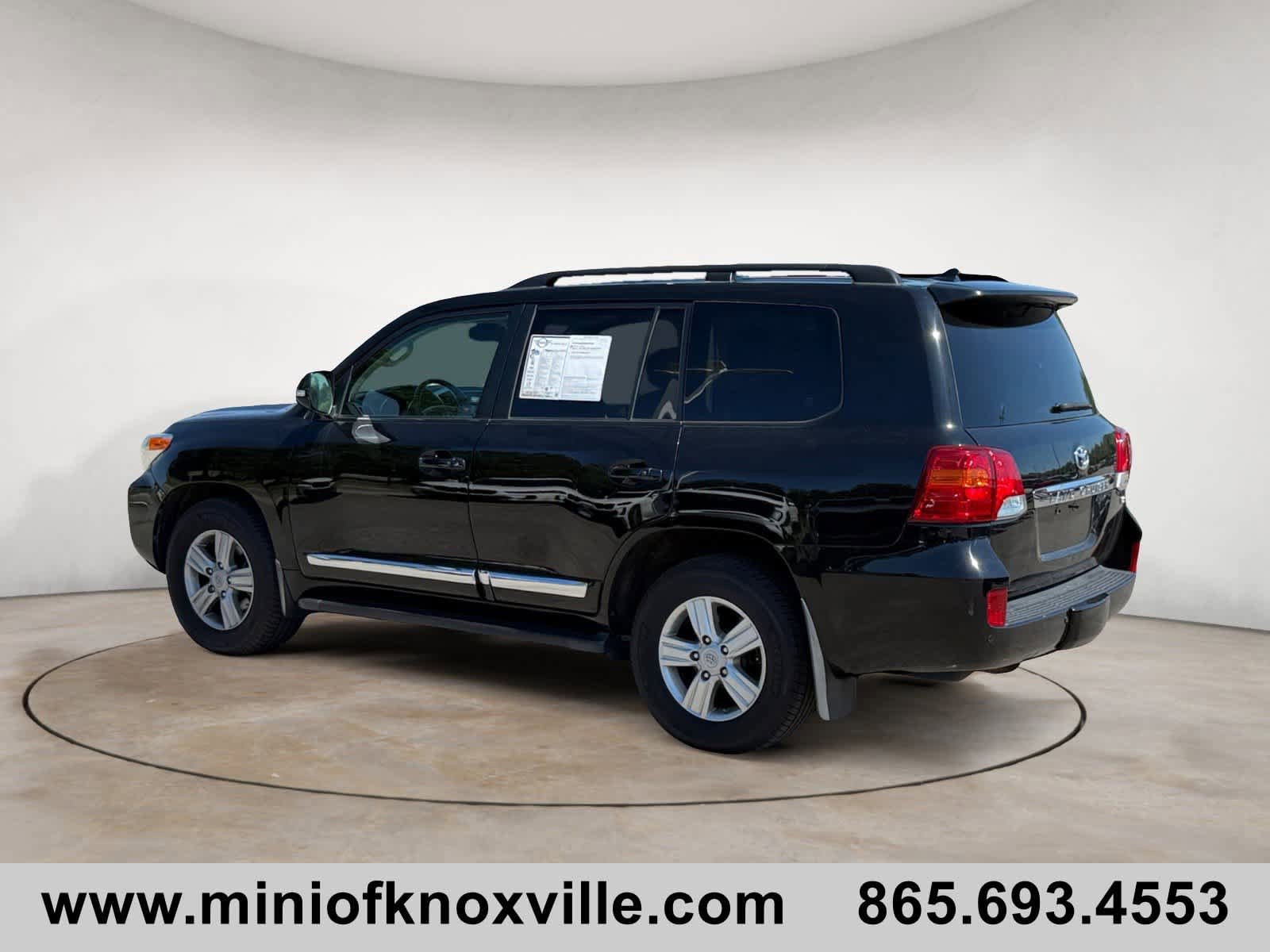 Used 2015 Toyota Land Cruiser AWD/4WD image 5