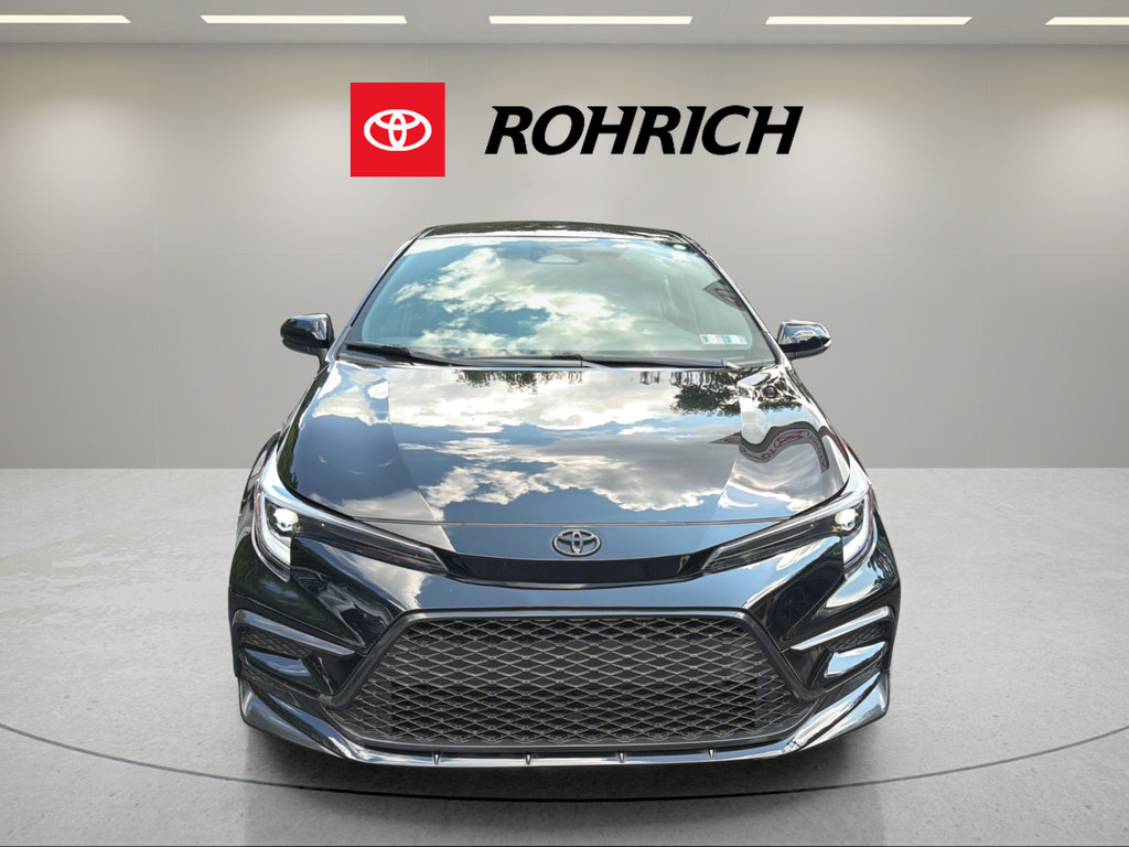 Used 2026 Toyota Corolla SE FWD image 2