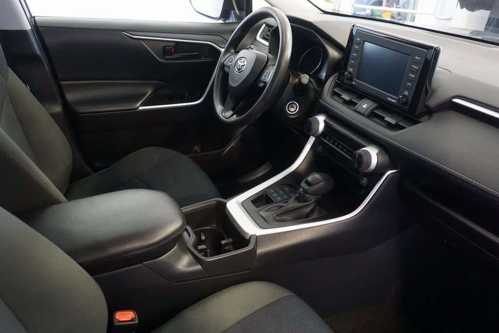 Certified 2022 Toyota RAV4 LE image 24