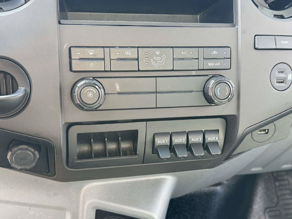 Used 2021 Ford F650 2WD Regular Cab Super Duty image 21