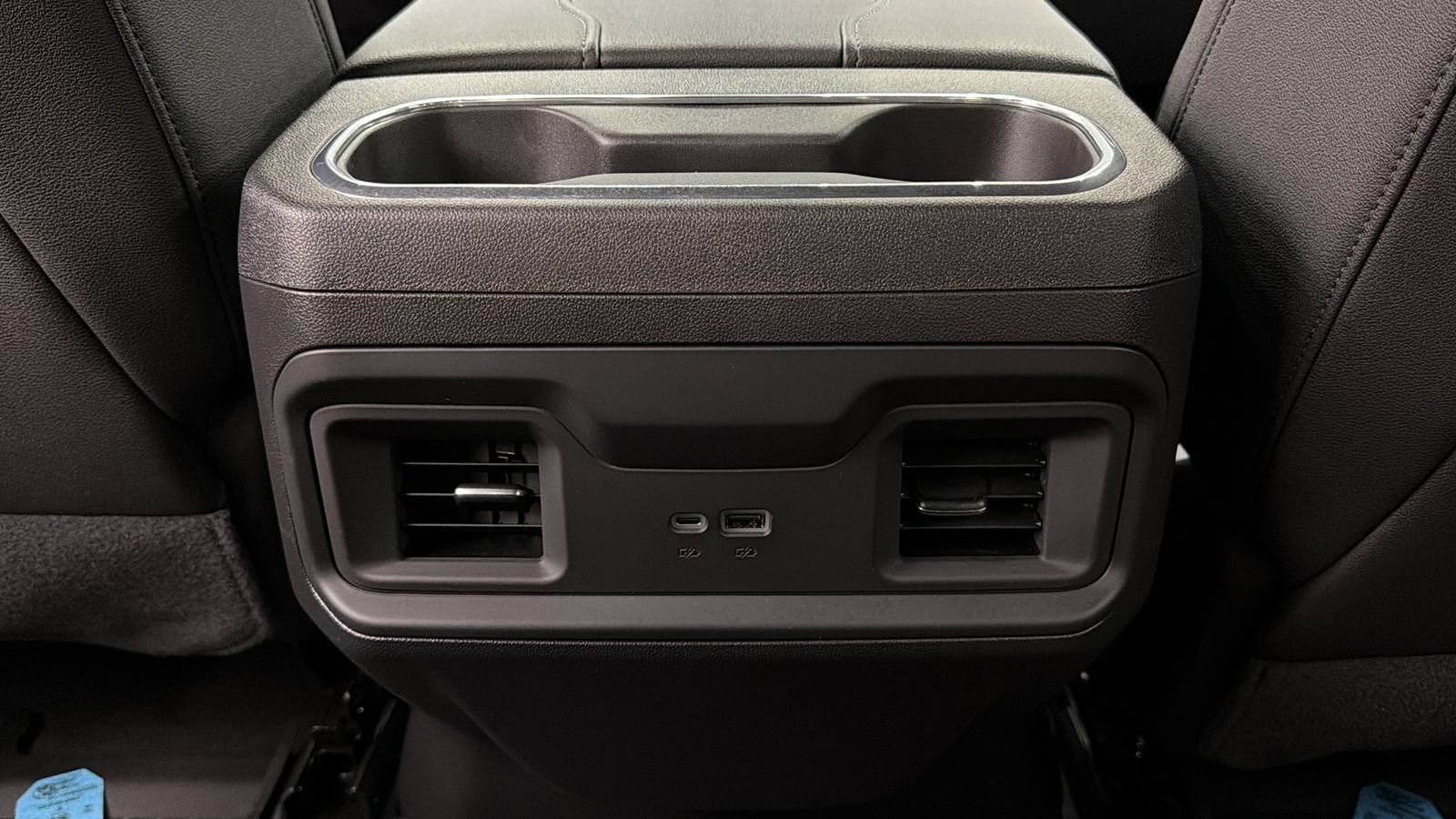 Used 2026 Chevrolet Silverado 1500 LT AWD/4WD image 36