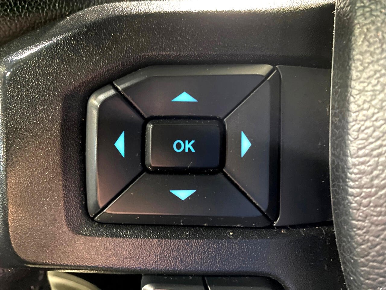 Used 2020 Ford F150 XLT w/ Equipment Group 302A Luxury image 19