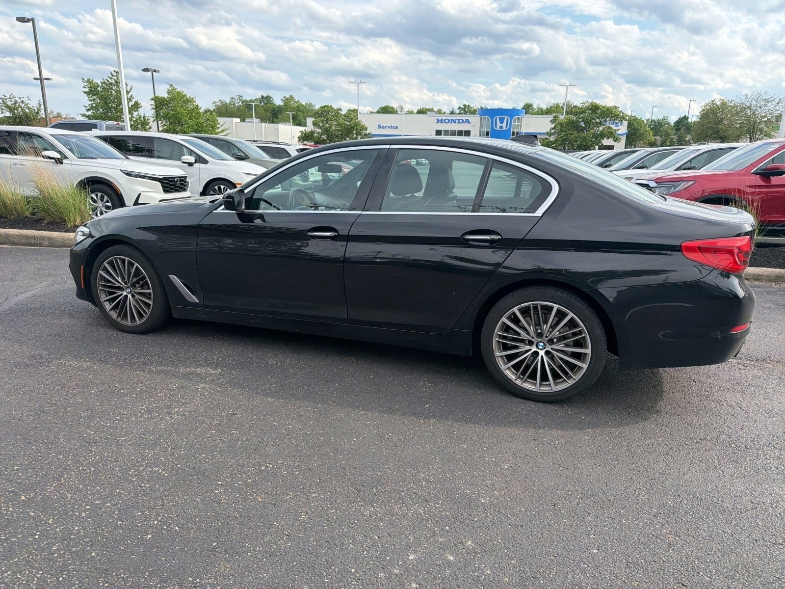 Used 2018 BMW 530i xDrive AWD/4WD image 13