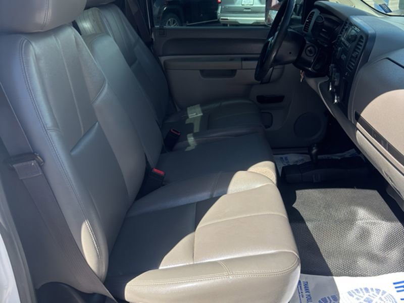 Used 2013 Chevrolet Silverado 3500 W/T w/ Snow Plow Prep Package image 13