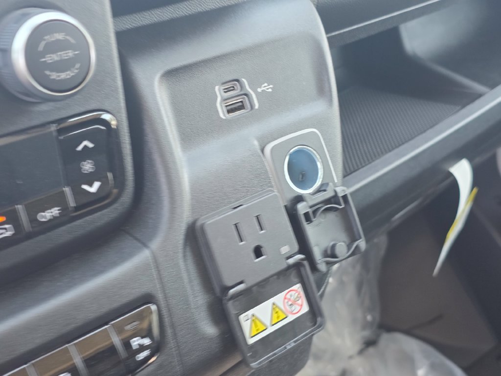 New 2026 RAM ProMaster 1500 w/ Safety Group FWD image 19