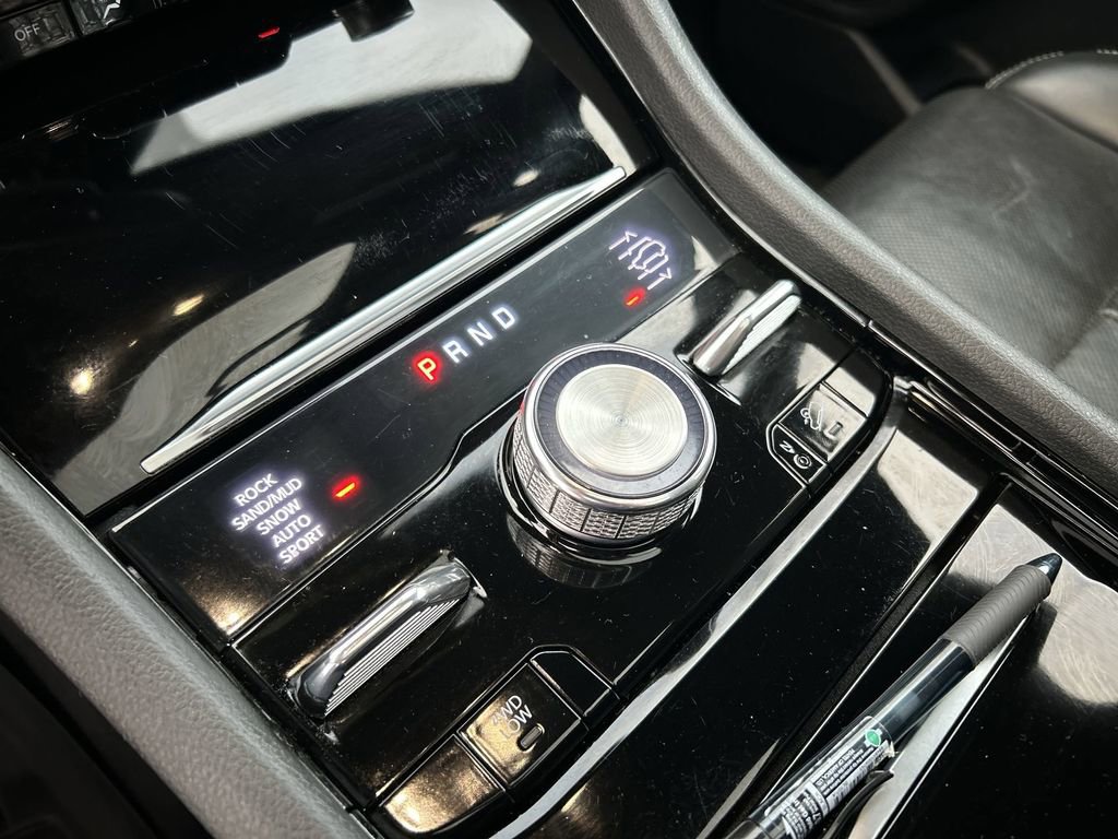 Used 2021 Jeep Grand Cherokee L Overland w/ Luxury Tech Group IV image 20