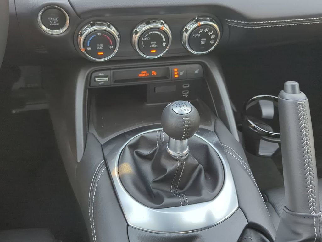 New 2026 MAZDA MX-5 Miata RF Grand Touring RWD image 16