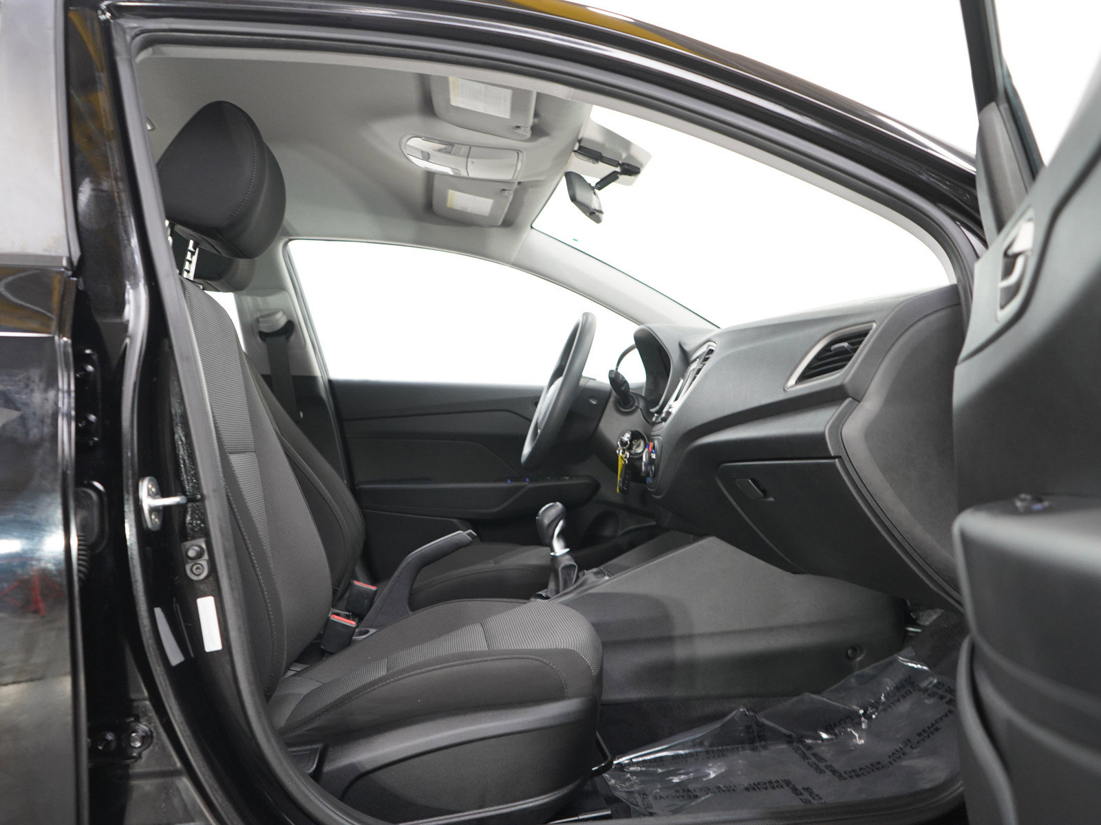 Used 2019 Hyundai Accent SE FWD image 11