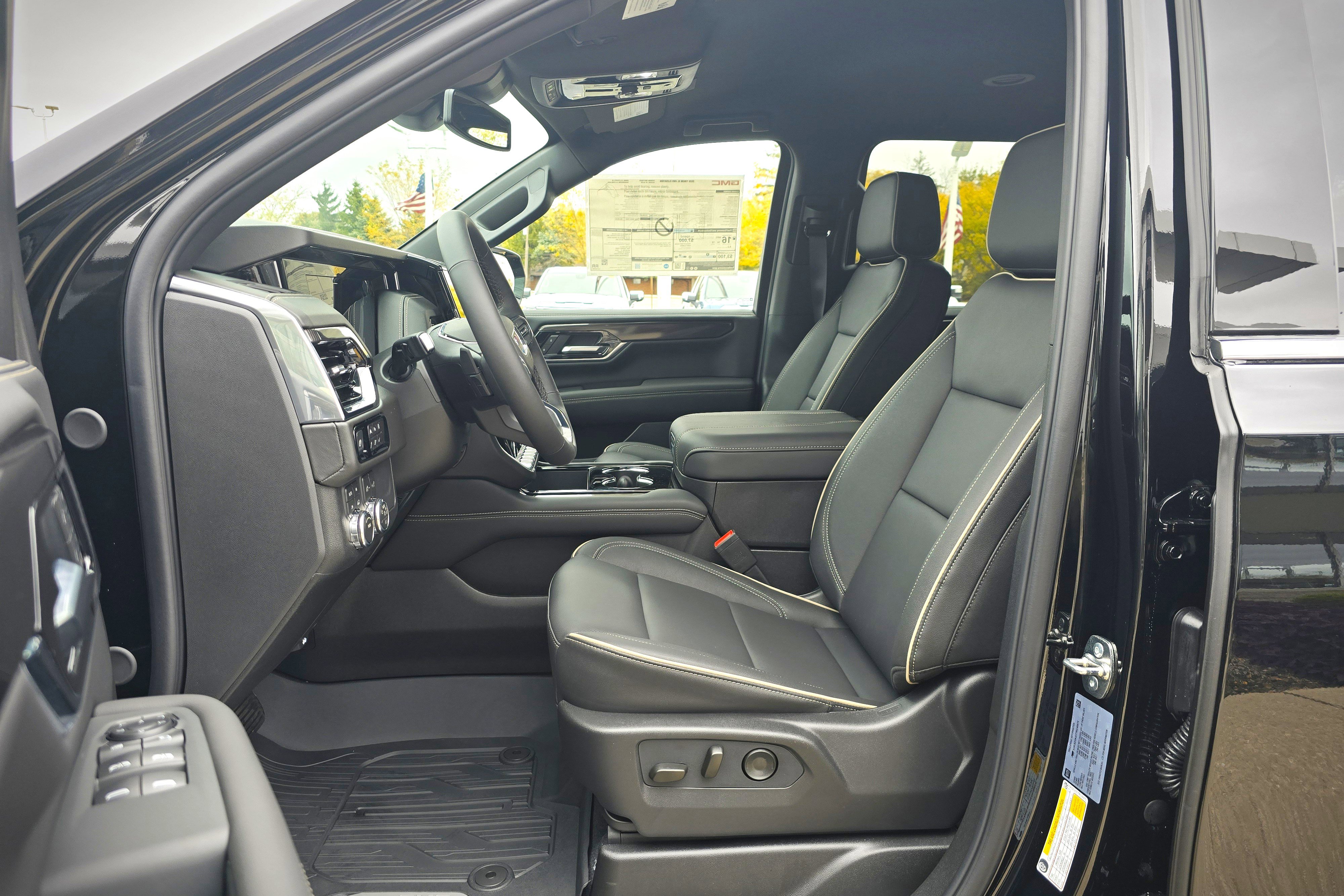 New 2026 GMC Yukon XL Elevation image 9