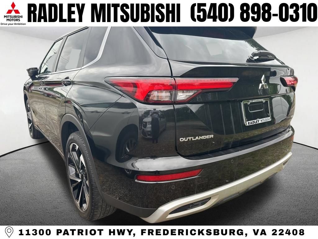 Used 2023 Mitsubishi Outlander SE AWD/4WD image 9