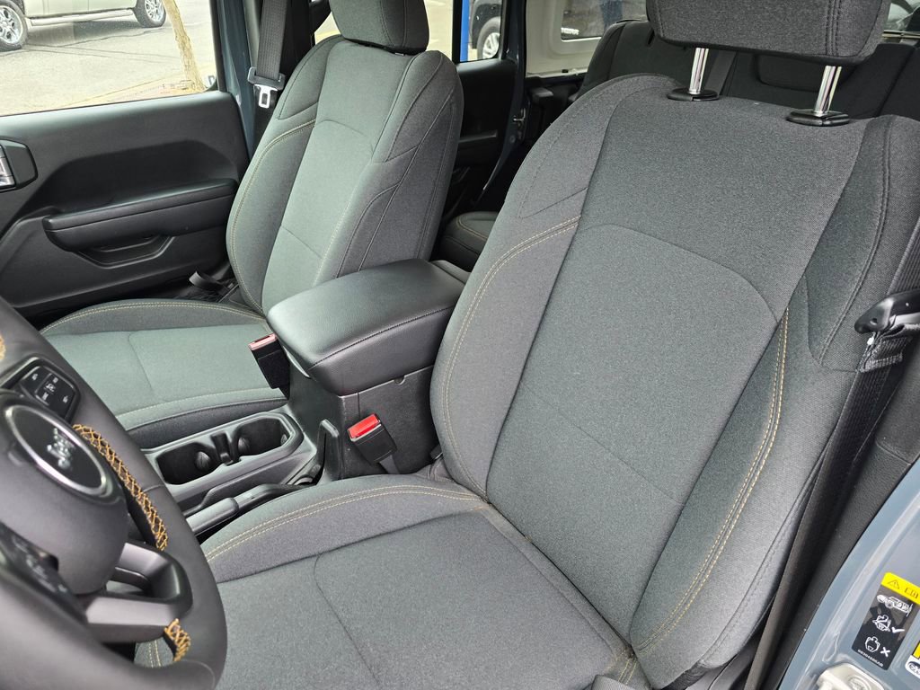 Used 2024 Jeep Wrangler Unlimited Sport AWD/4WD image 25
