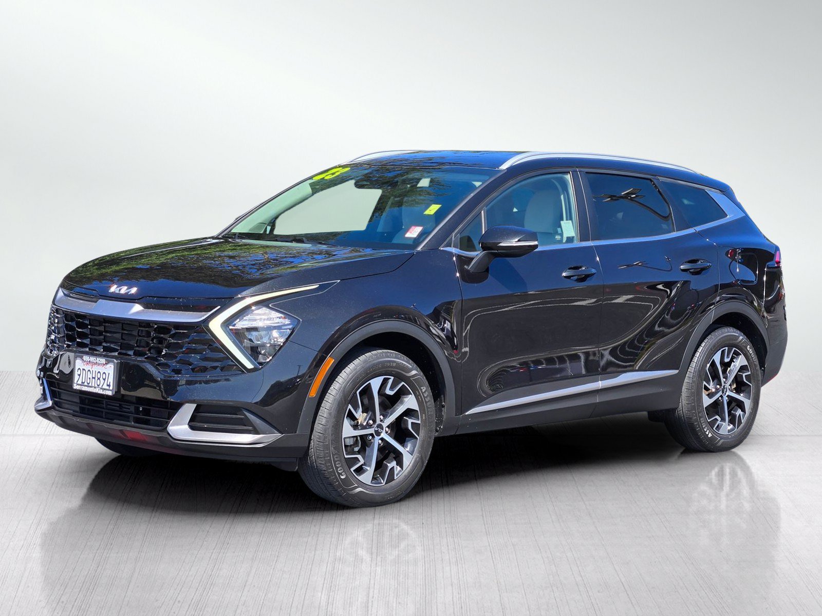 Certified 2023 Kia Sportage EX AWD/4WD image 8