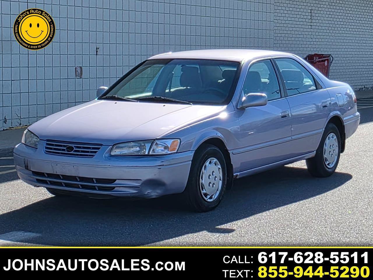 Used 1997 Toyota Camry LE FWD image 1