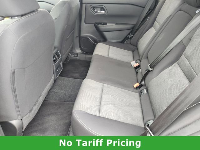 Certified 2025 Nissan Rogue SV FWD image 24