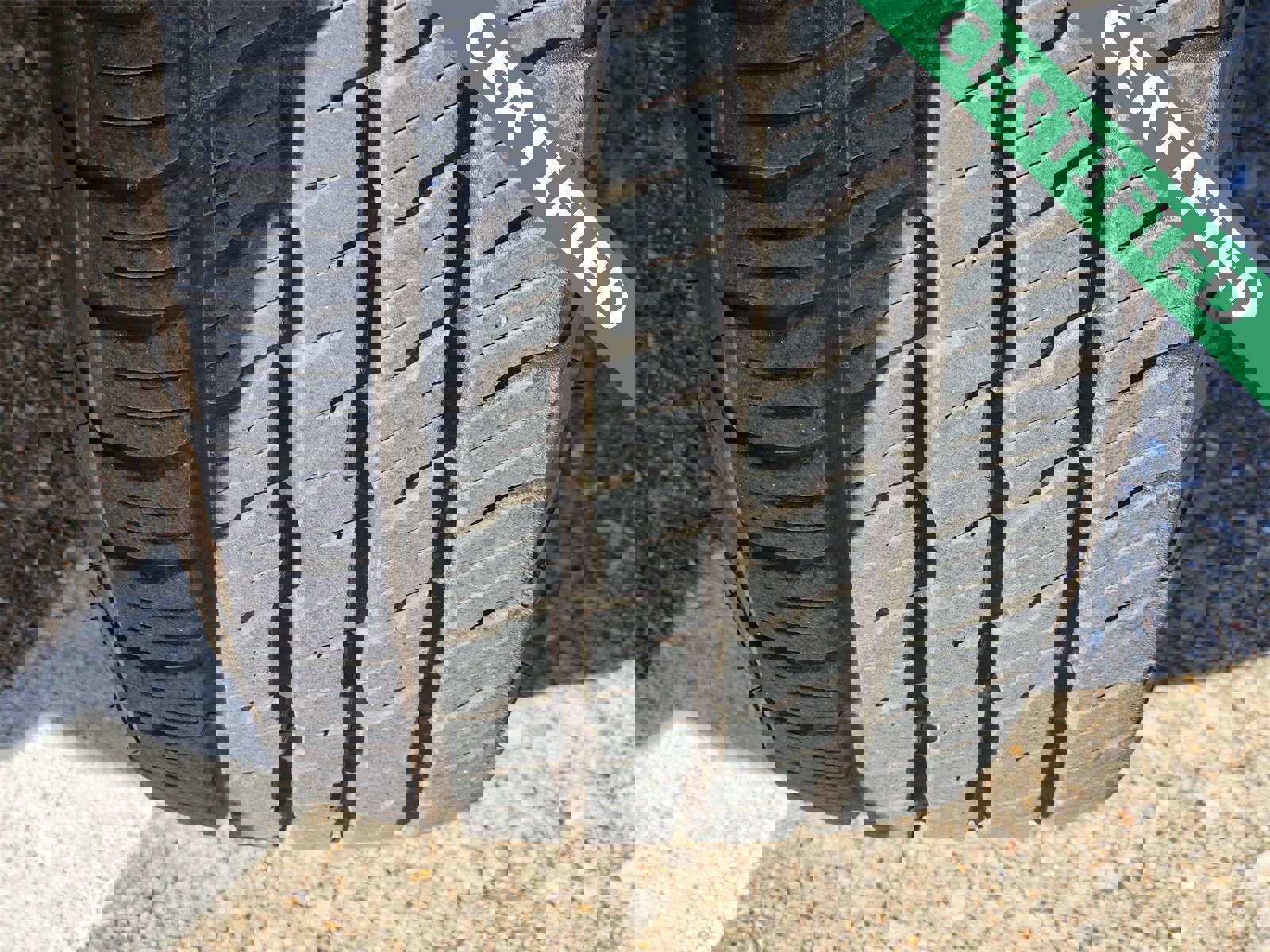 Used 2023 Jeep Compass Trailhawk image 11