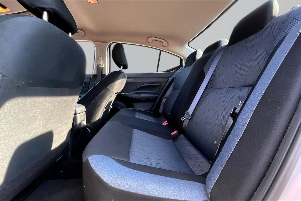Used 2025 Nissan Versa SV FWD image 21