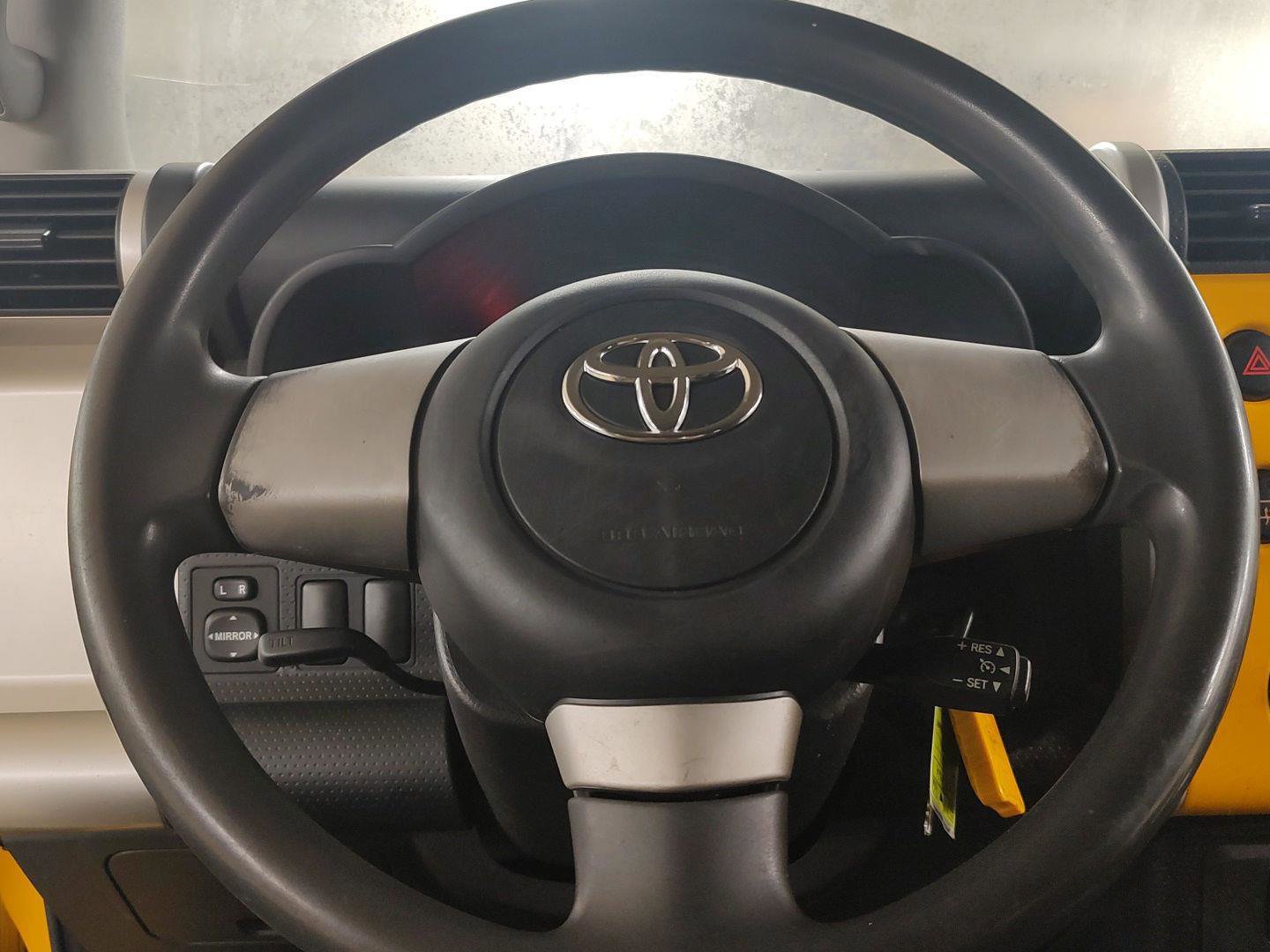 Used 2007 Toyota FJ Cruiser 4WD image 7