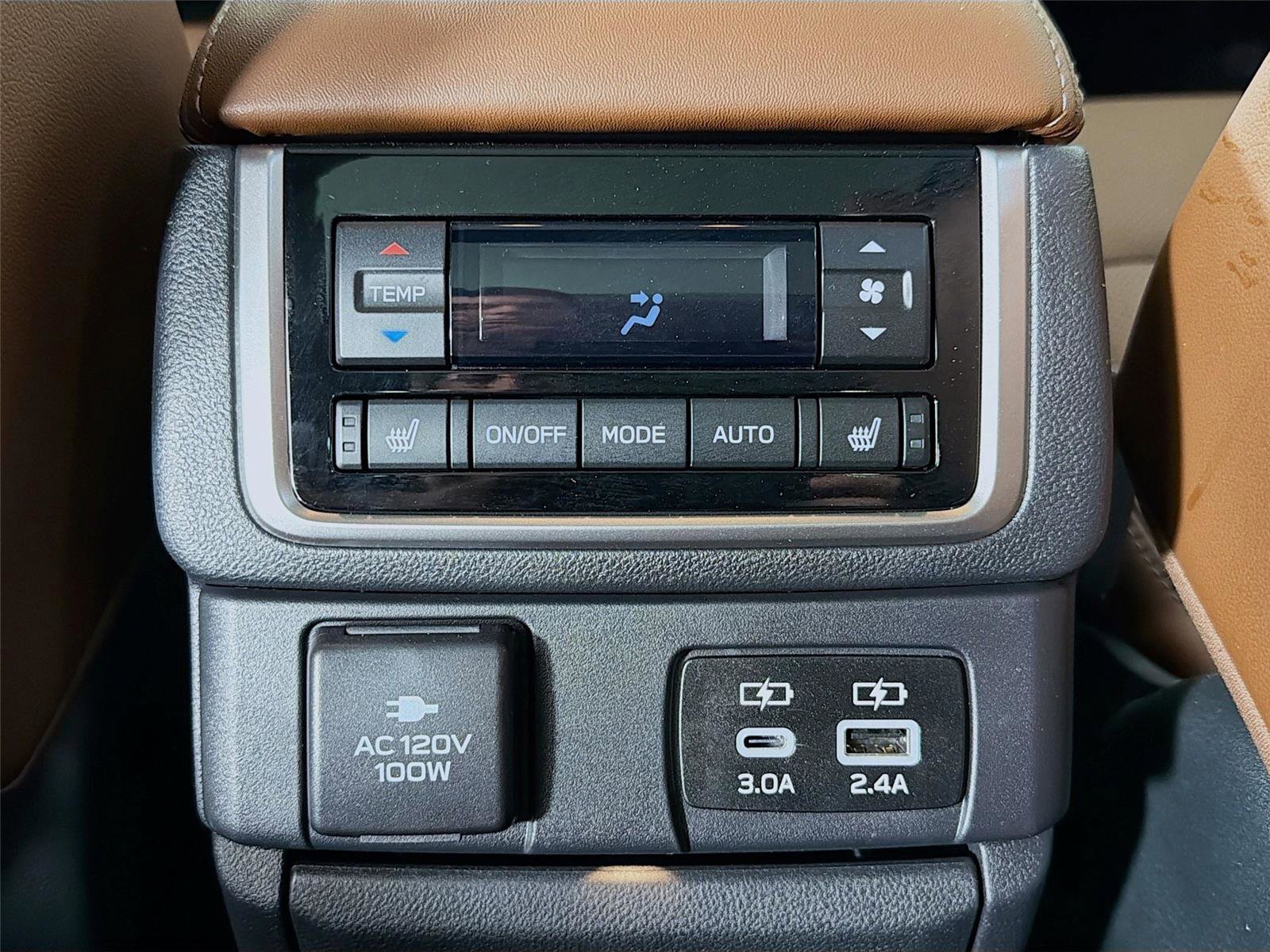 Used 2024 Subaru Ascent Touring image 26