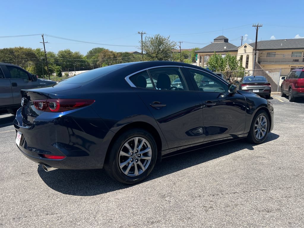 Used 2025 MAZDA MAZDA3 s FWD image 3