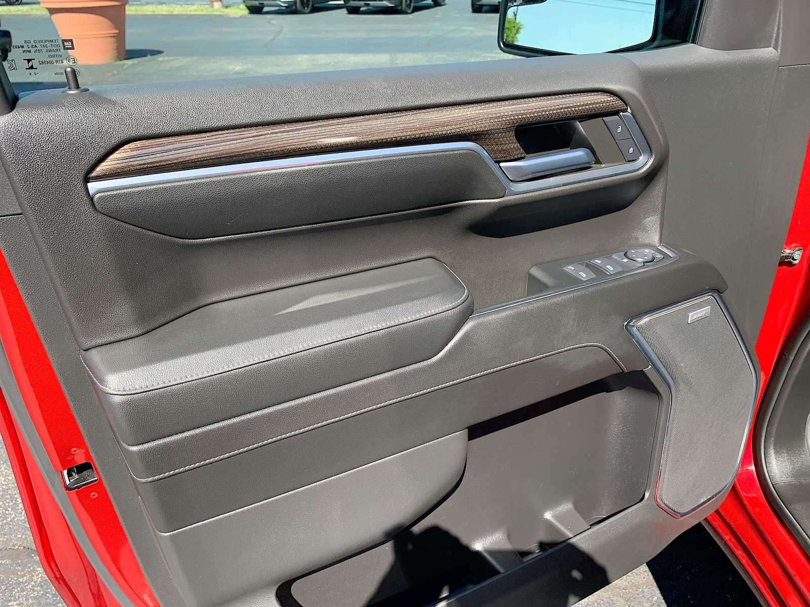 Certified 2024 Chevrolet Silverado 1500 LT Trail Boss w/ Convenience Package II AWD/4WD image 21