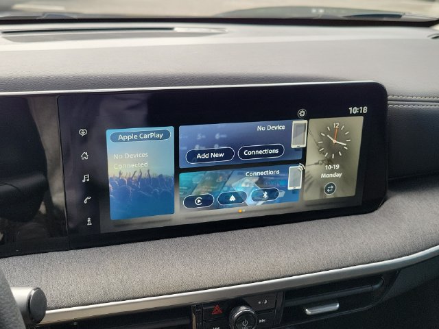 Certified 2025 Nissan Kicks SV FWD image 26
