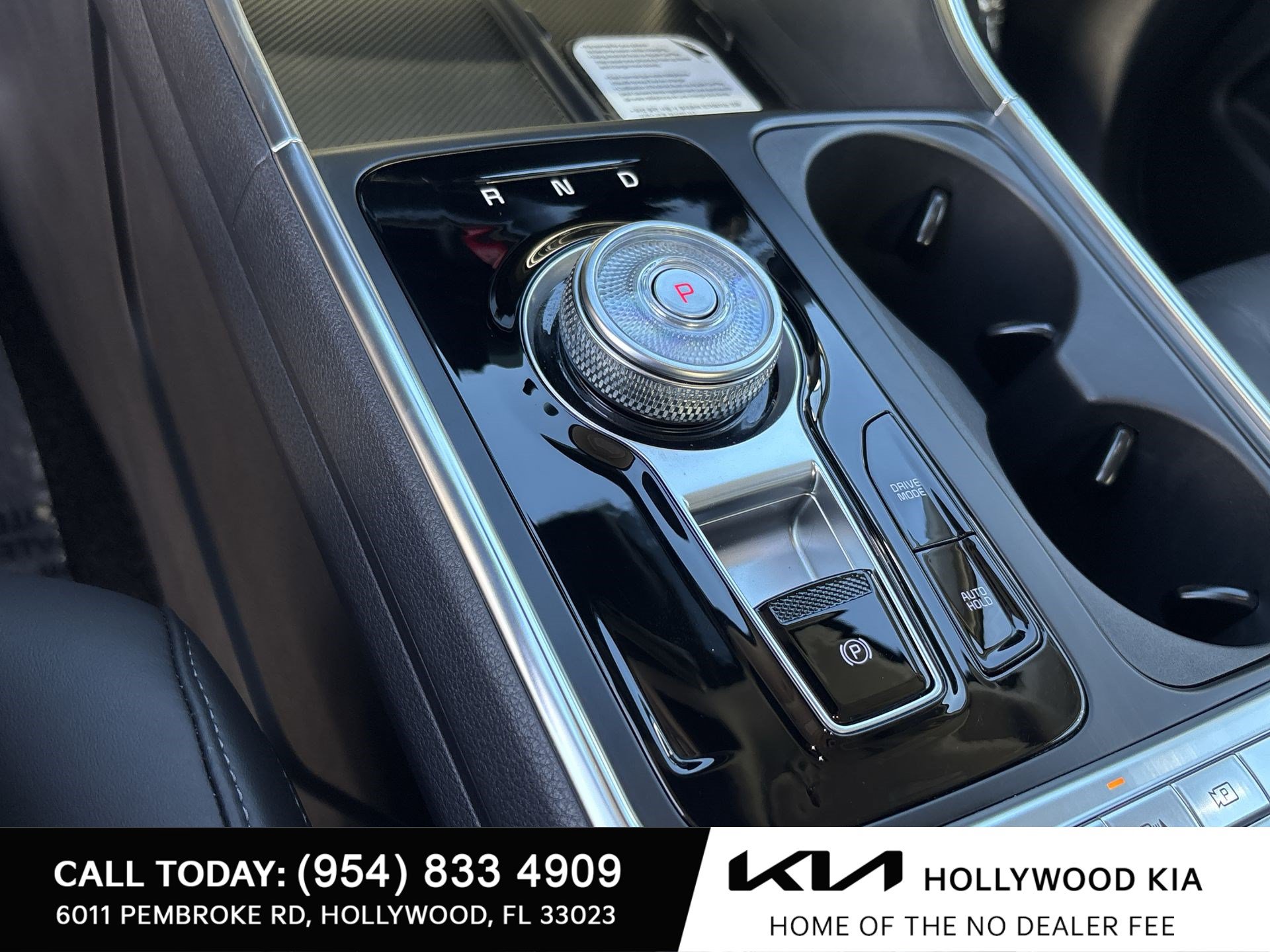 Used 2026 Kia Carnival SX FWD image 22