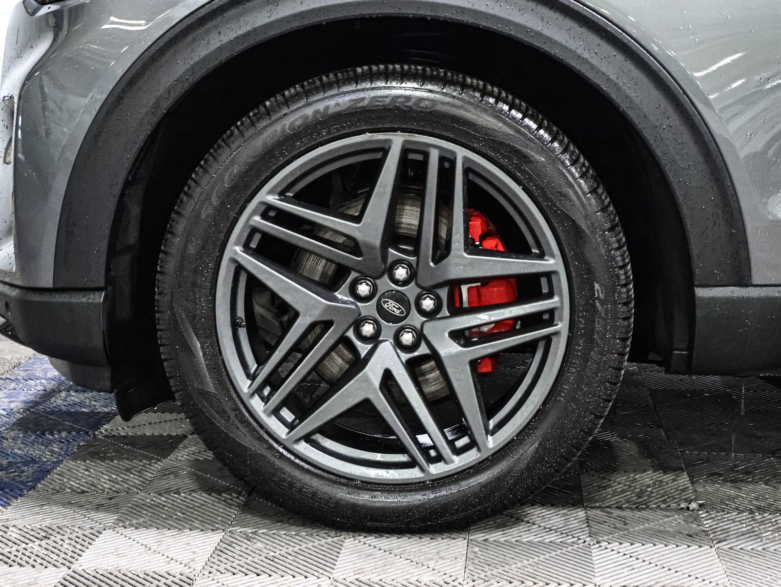 Certified 2025 Ford Explorer ST image 18