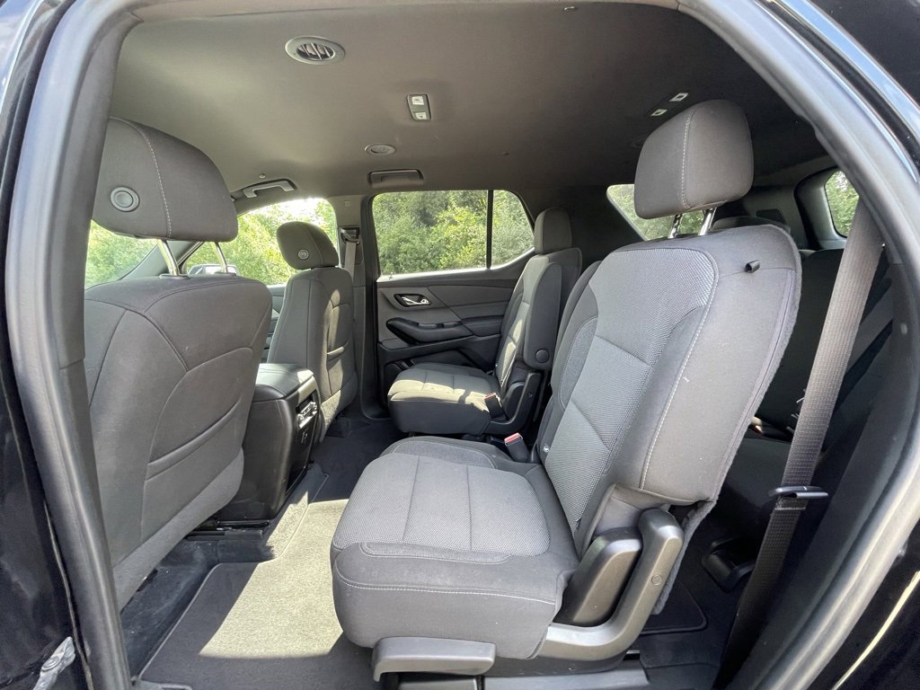 Certified 2023 Chevrolet Traverse LT image 24