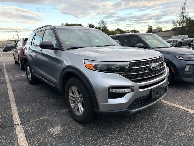 Used 2022 Ford Explorer XLT w/ Equipment Group 202A AWD/4WD image 1