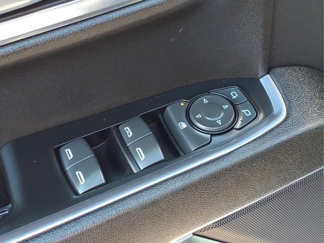 Used 2024 Chevrolet Silverado 1500 LT AWD/4WD image 16