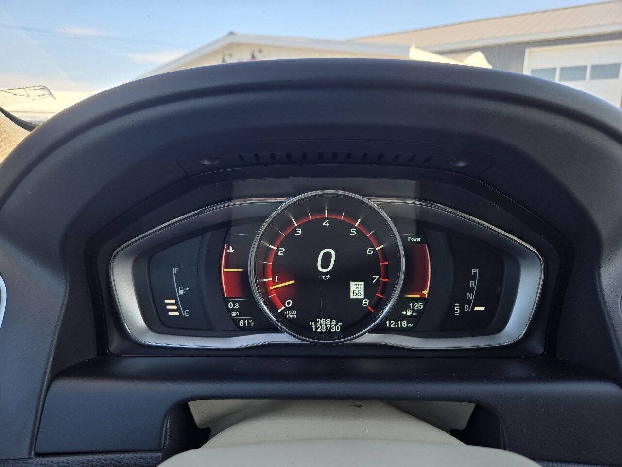 Used 2015 Volvo XC60 T5 AWD/4WD image 16