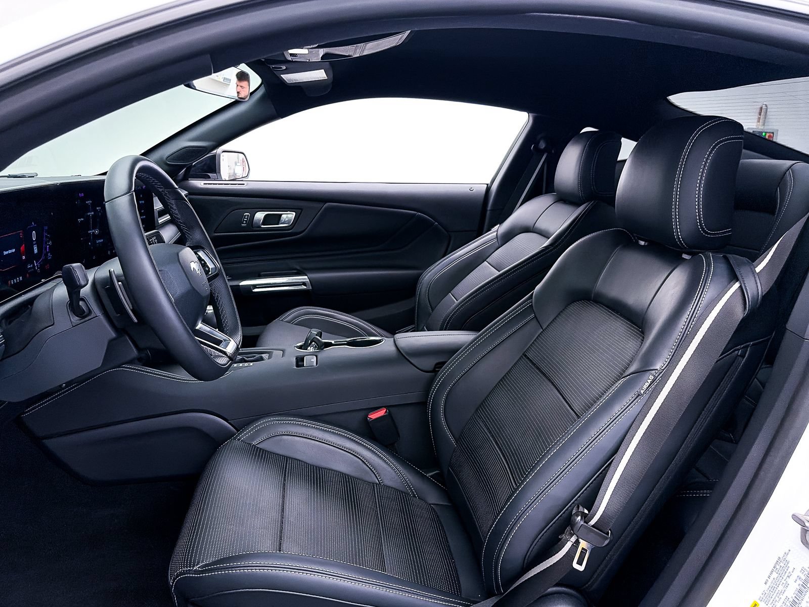 Used 2025 Ford Mustang GT Premium RWD image 22